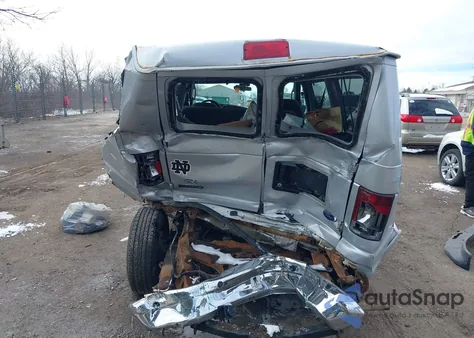 2007 Ford E-150 Chateau/Xl/Xlt from USA, damaged, VIN 1FMNE11L17DA36817